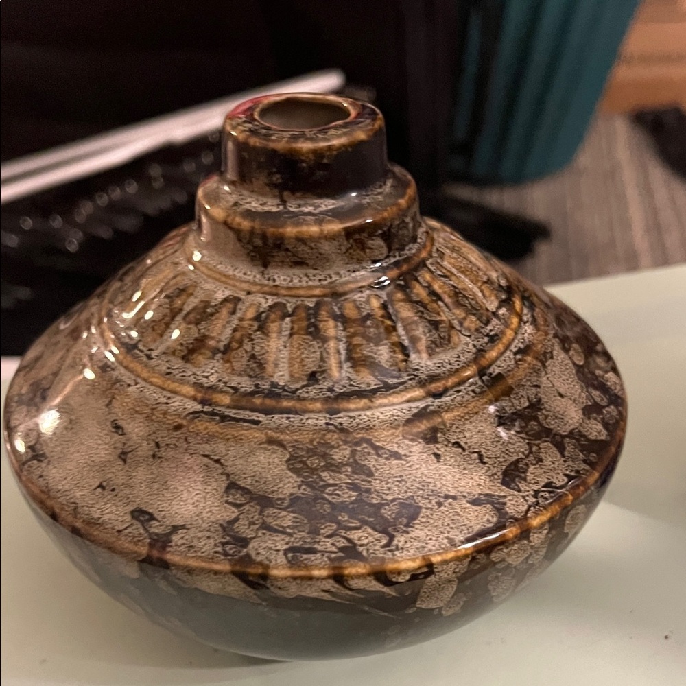 stoneware pottery bud vase with splotches and marbled colors 308